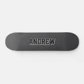 Jongens Varsity Zwarte Skateboard Persoonlijke Naa (Horizontaal)