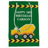 Jongens Verjaardag Groene Cement Mixer Truck Custo Medium Cadeauzakje (Voorkant)