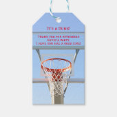 Jongens Verjaardagsfeest Blue Sky Basketball Hoop Cadeaulabel (Voorkant)
