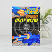 Jongens Verjaardagsfeestuitnodiging Dart Wars Kaart (Staand voorkant)