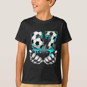 Jongens Voetbal 67 6 7 Zes Zeven Meme Grappig Gen  T-shirt