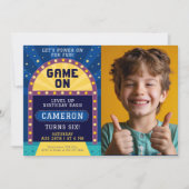 Jongensspel op verjaardagsfeestje met foto kaart (Voorkant)