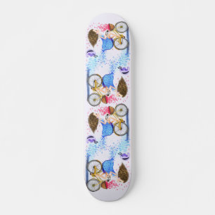 Jongerenmeisje op een bike Skateboard Love