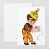  jongetje die kaarsen uit de jaren '40 blaast feestdagenkaart (Voorkant / Achterkant)