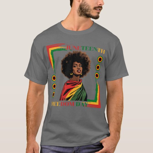 Jongste Afro-vrouw gedrapeerd in vrijheidsvlag T-shirt (Voorkant)