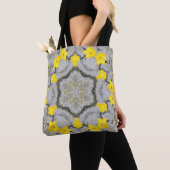 Jonquil Harmony Wheel  Tote Bag (Dichtbij)