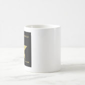 Joseph Carrillo Ultimate Celebrity Blackout Mok (Center)