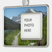 Josephine Lake Trail met Mount Guild bij Glacier Verzilverd Omlijst Ornament (Links)