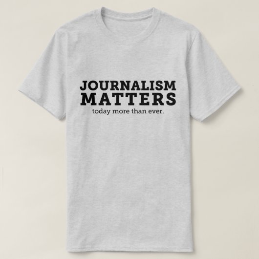 Journalistiek speelt vandaag Mannen T-shirt (Design voorkant)