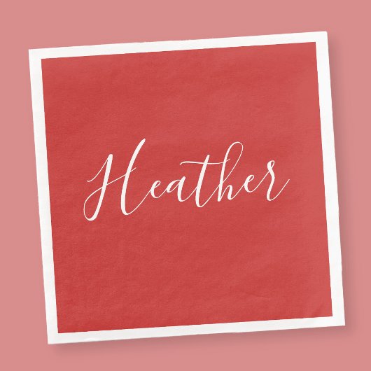 Jouw aangepaste witte script op rood servet