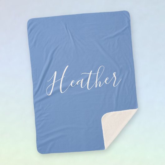 Jouw aangepaste witte script op zachtblauw sherpa deken