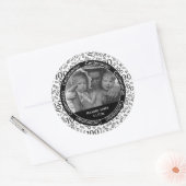 Jouw foto - Zwart/Wit Centenarian Herdenking Ronde Sticker (Envelop)