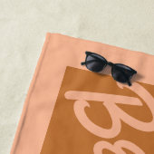 jouw naam, aangepaste badhanddoek op uw strand (In situ)