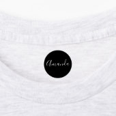 Jouw naam | Elegant wit script op zwart kleding Labels (Aangebracht)
