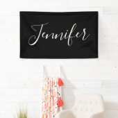 Jouw naam | Elegant wit script op zwart Spandoek (Insitu)