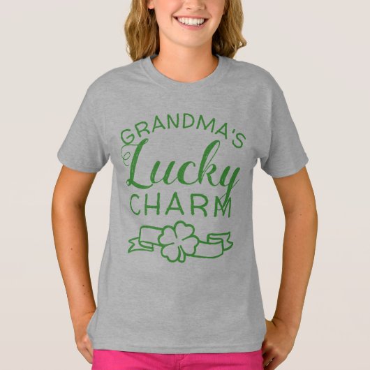 JOUW NAAM Familie's Lucky Charm Schattige T-shirt (Voorkant)
