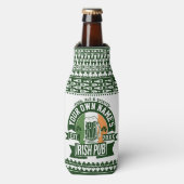 Jouw naam Irish Pub | Gepersonaliseerde Ierse bier Flesjeskoeler (Fles Voorkant)