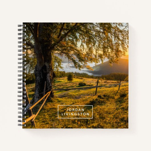 Jouw naam toevoegen | Misty Dawn in een bos Notitieboek (Voorkant)