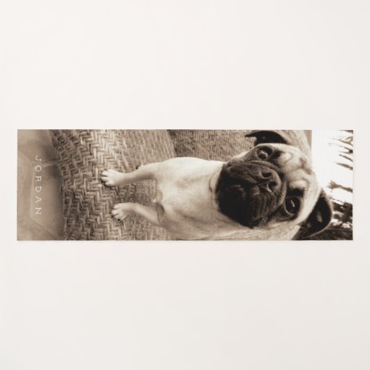 Jouw naam toevoegen | Pug met kop kantelbaar Yogamat (Voorkant (horizontaal))