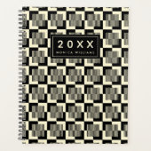 Jouw naam toevoegen | Retro Black en Tan Pattern Planner (Voorkant)