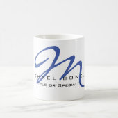 Jouw naam voor grote monogram blauwe kalligrafie M Koffiemok (Center)
