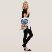 Jouw stem is uniek tote bag (Op model)