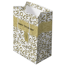 Jouw tekst: 70e verjaardag Gold Number 70 patroon Medium Cadeauzakje