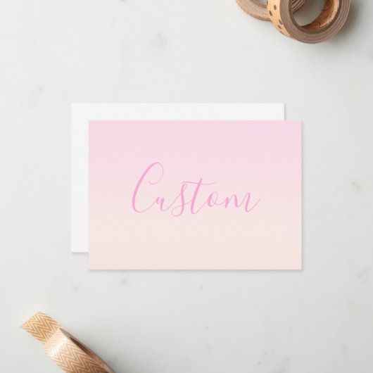 Jouw tekst | Elegant Script & Zachte Blush Roze Om Notitiekaartje (Voorkant / Achterkant in situ)
