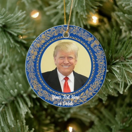 Jouw tekst/Kleur Donald Trump Kerstkrans Blauw Keramisch Ornament (Boom)