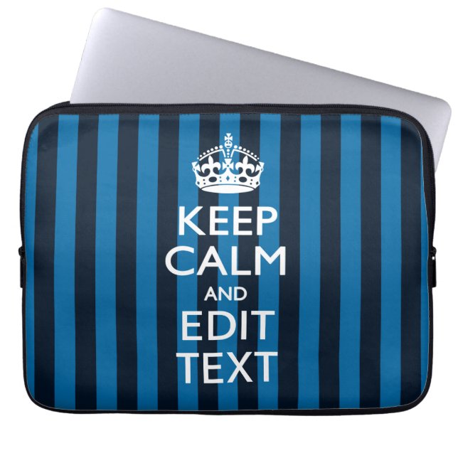 Jouw tekst op 'Keep Calm Blue Stripes'-stijl Laptop Sleeve (Voorkant)
