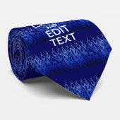 Jouw tekst op "Keep Calm on Blue Racing Flames" Stropdas (Opgerold)