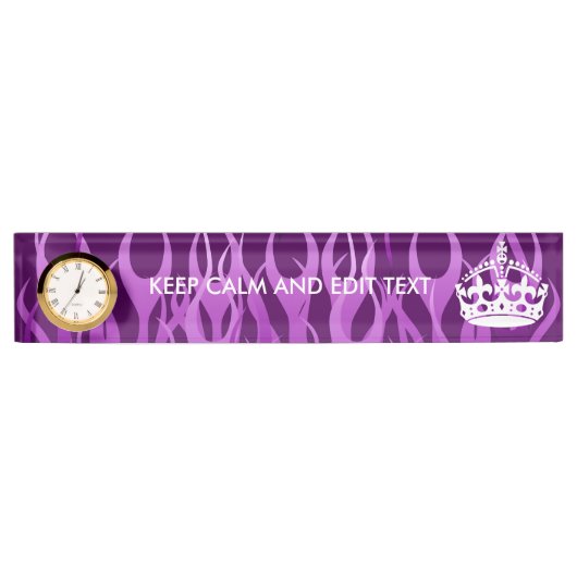 Jouw tekst over "Keep Calm" op Paarse racegevechte Naambordje (Voorkant)