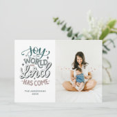 Joy aan de wereld is de Heer gekomen. Kerstmis Feestdagenkaart (Staand voorkant)
