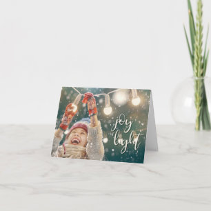Joy and Light, meisje hangend lichten Feestdagen Kaart