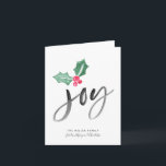 Joy Brush Script Holiday | Gevouwen kerstkaart Kaart<br><div class="desc">Deze gevouwen vakantiekaart is gewoon stijlvol en maakt een gedurfde uitspraak met zijn eenvoud en sentiment. Het ontwerp is minimalistisch en artistiek met vreugde in borstellettering, en kenmerkt ons exclusieve met de hand geschilde waterverf heilig en het patroon van de borstelslagen van de waterverf aan de binnenkant. Veel plezier met...</div>