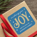 Joy Christmas Feestelijke Typografie Custom Name B Vierkante Sticker<br><div class="desc">Verspreid een beetje plezier dit vakantieseizoen met een aangepaste naam stickers! Deze leuke kerst sjabloon is gepersonaliseerd met uw familienaam, of de naam van de ontvanger. Een stijlvol feestelijk ontwerp met decoratieve typografie, sterren en een trendy scriptlettertype. Een perfecte aanvulling op je cadeauverpakking, enveloppen, feestgunsten en meer! Afgedrukte kleuren: blauw...</div>
