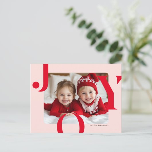 JOY Christmas Photo | Modern Red & Pink Family Briefkaart (Staand voorkant)