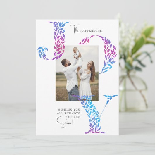Joy Elegant Christmas Floral Typography Photo Feestdagenkaart (Staand voorkant)