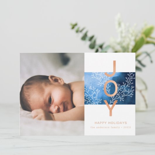 Joy| Elegant Moderne kerstfotofeestkaart Feestdagenkaart (Staand voorkant)