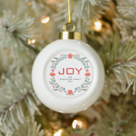 Joy Floral Christmas Wreath Family Custom Name Keramische Bal Ornament