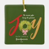 Joy Grootouders Eerste Kerst Keepsake Krans Keramisch Ornament (Voorkant)