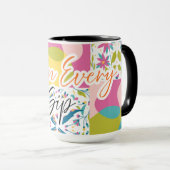 Joy in Every Sip – Kleurrijk Folk-geïnspireerd pat Mok (Voorkant rechts)