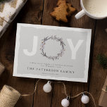 'JOY' Kerst Botanische Krans Kerstkaart<br><div class="desc">Moderne watercolor kerstkaart. Met een chic achtergrond met witte typografie 'JOY' inclusief een rustieke waterverf botanische winter geschilderde krans,  een persoonlijk bericht,  uw familienaam en het jaar.</div>