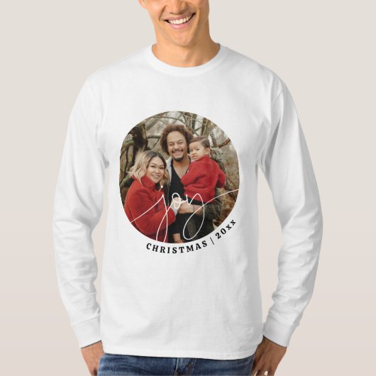 Joy Minimalist Familie Kerstcadeau 2024 T-shirt (Voorkant)