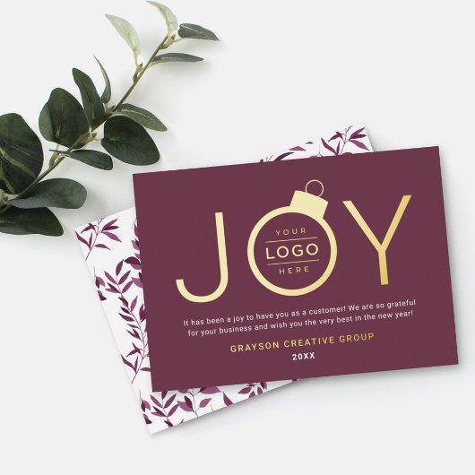 Joy Modern Gold en Wine Red Logo Ornament Folie Feestdagenkaart