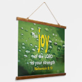 JOY OF THE LORD HANGEND WANDKLEED (Gebogen)