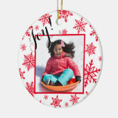 Joy! Rood- en wittekopflakken Ronde kerstfoto Keramisch Ornament (Links)