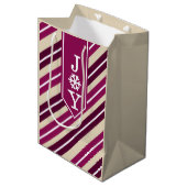 Joy Snowflake Mulberry & Plum Flag Medium Cadeauzakje (Voorkant Gekanteld)