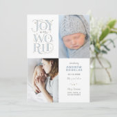 Joy to Our World Hand Lettered Birth Notice Feestdagenkaart (Staand voorkant)