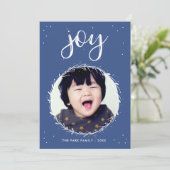 Joy Wreath - Blue & White Holiday Foto Feestdagenkaart (Staand voorkant)